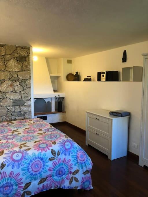 Apartamento Al 37 Vista Mare E Colline Finale Ligure Exterior foto